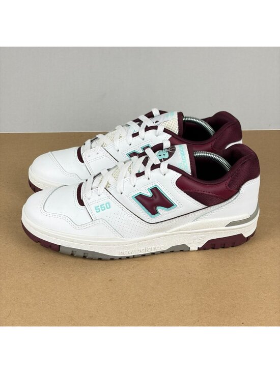 New Balance 550 Burgundy Athletic Shoes Mens 9 White Leather Low Top Lace Up